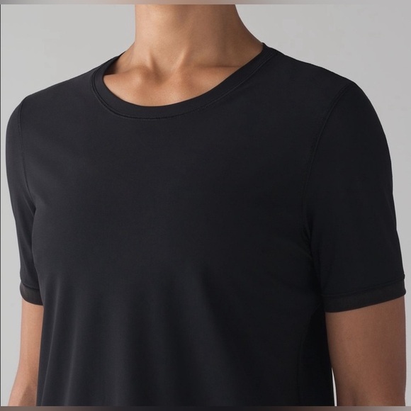 NEW! Lululemon Sole Training Short Sleeve Shirt Black SZ 4 - Picture 5 of 16